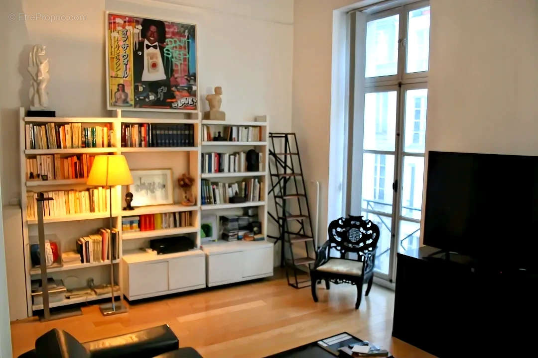 Appartement à PARIS-4E