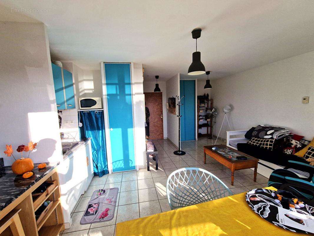 Appartement à SAINT-MARTIN-DES-CHAMPS