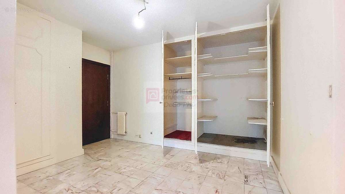 Appartement à VERSAILLES