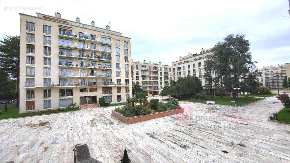 Appartement à VERSAILLES