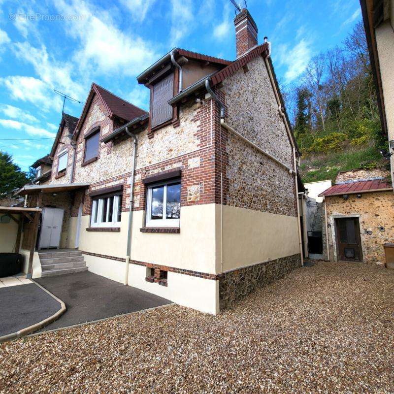 Maison à MESNIL-SUR-L&#039;ESTREE