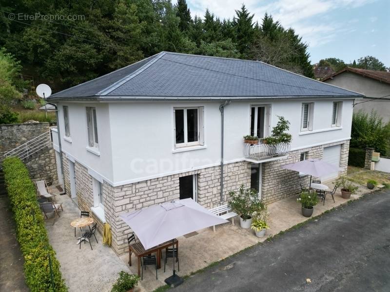 Maison à SAVIGNAC-LES-EGLISES