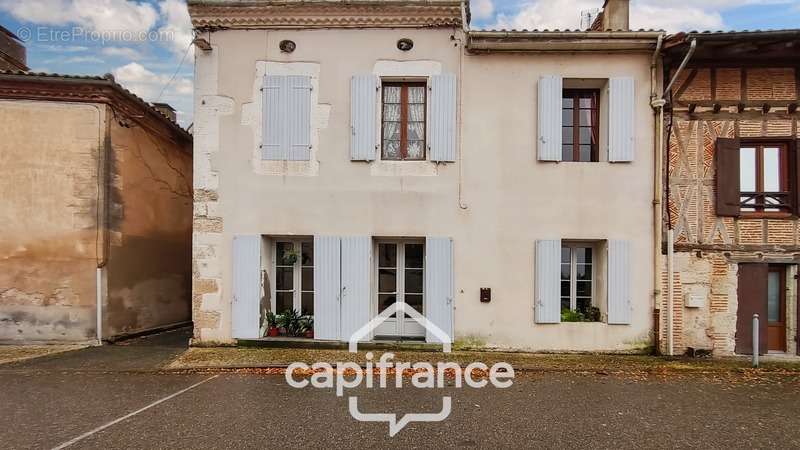 Maison à LAFITTE-SUR-LOT