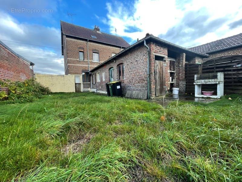 Maison à TERGNIER