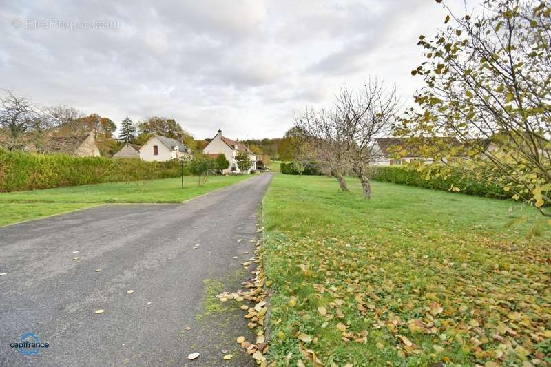 Maison à SAINT-ROMAIN-SUR-CHER