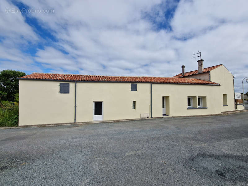 Maison à TONNAY-BOUTONNE