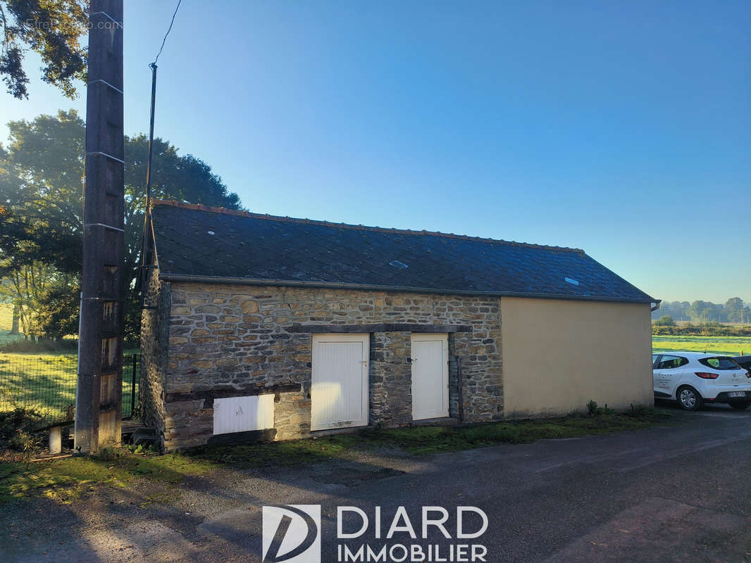 Maison à SAINT-JEAN-SUR-COUESNON