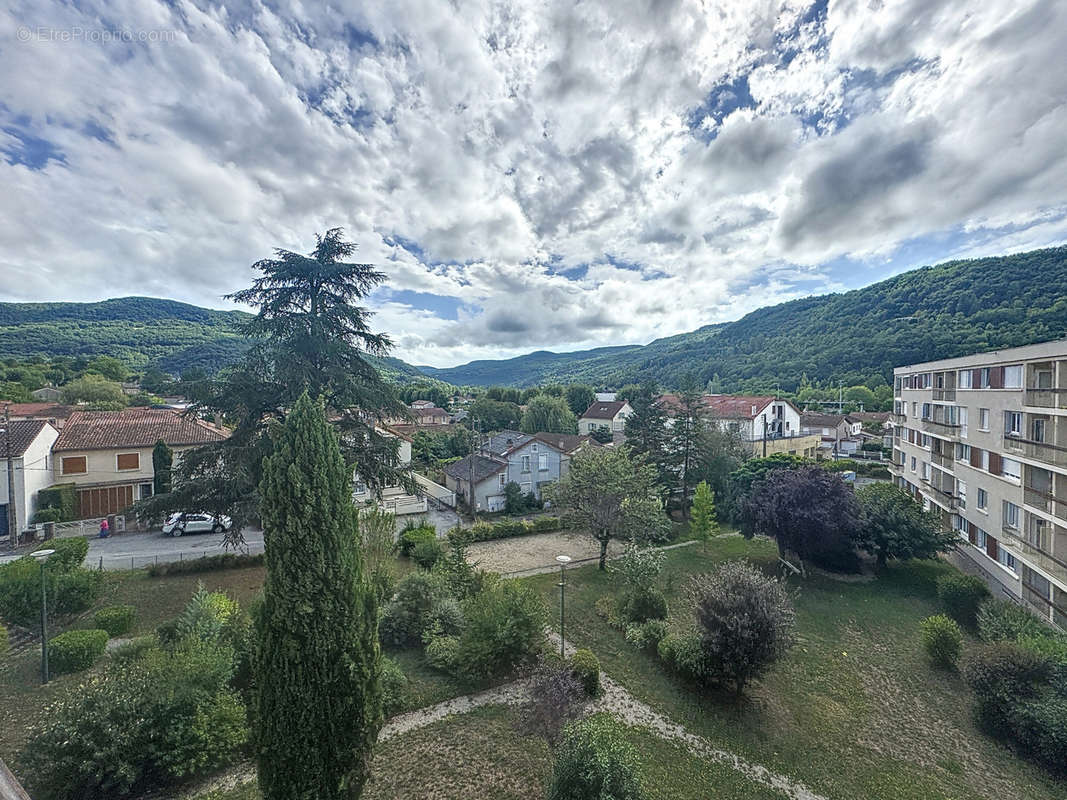 Appartement à SAINT-AFFRIQUE