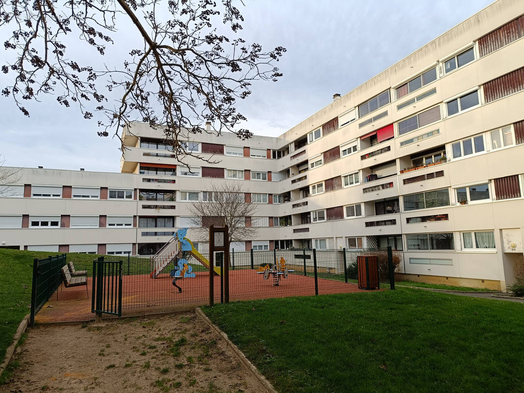 Appartement à PLAISIR