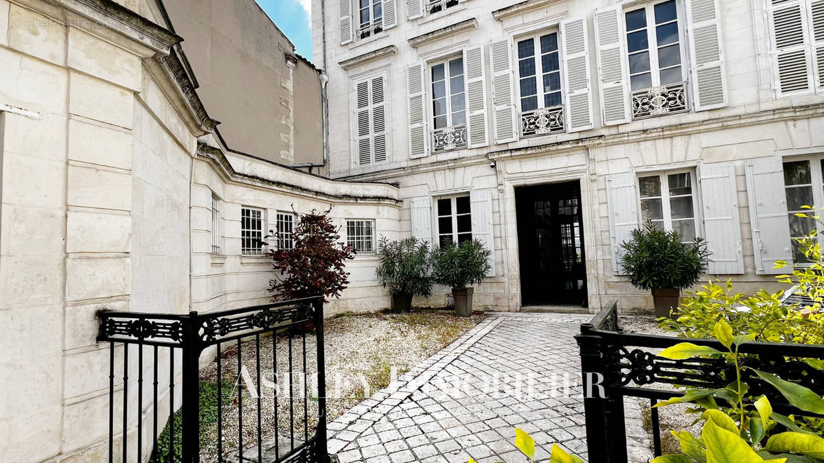 Maison à LA ROCHELLE