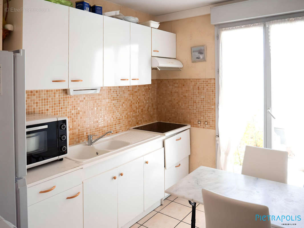 Cuisine  - Appartement à LYON-4E