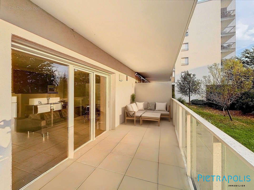 Terrasse - Suggestion d&#039;aménagement  - Appartement à VILLEURBANNE