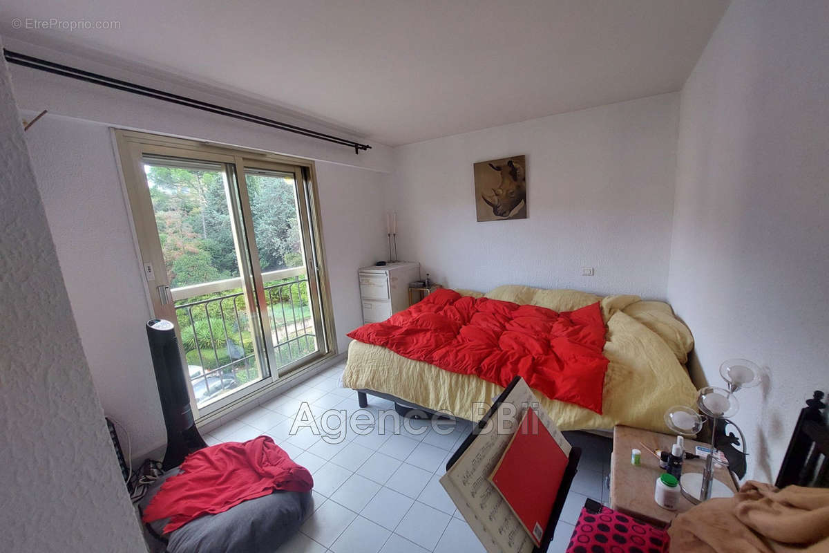 Appartement à VENCE