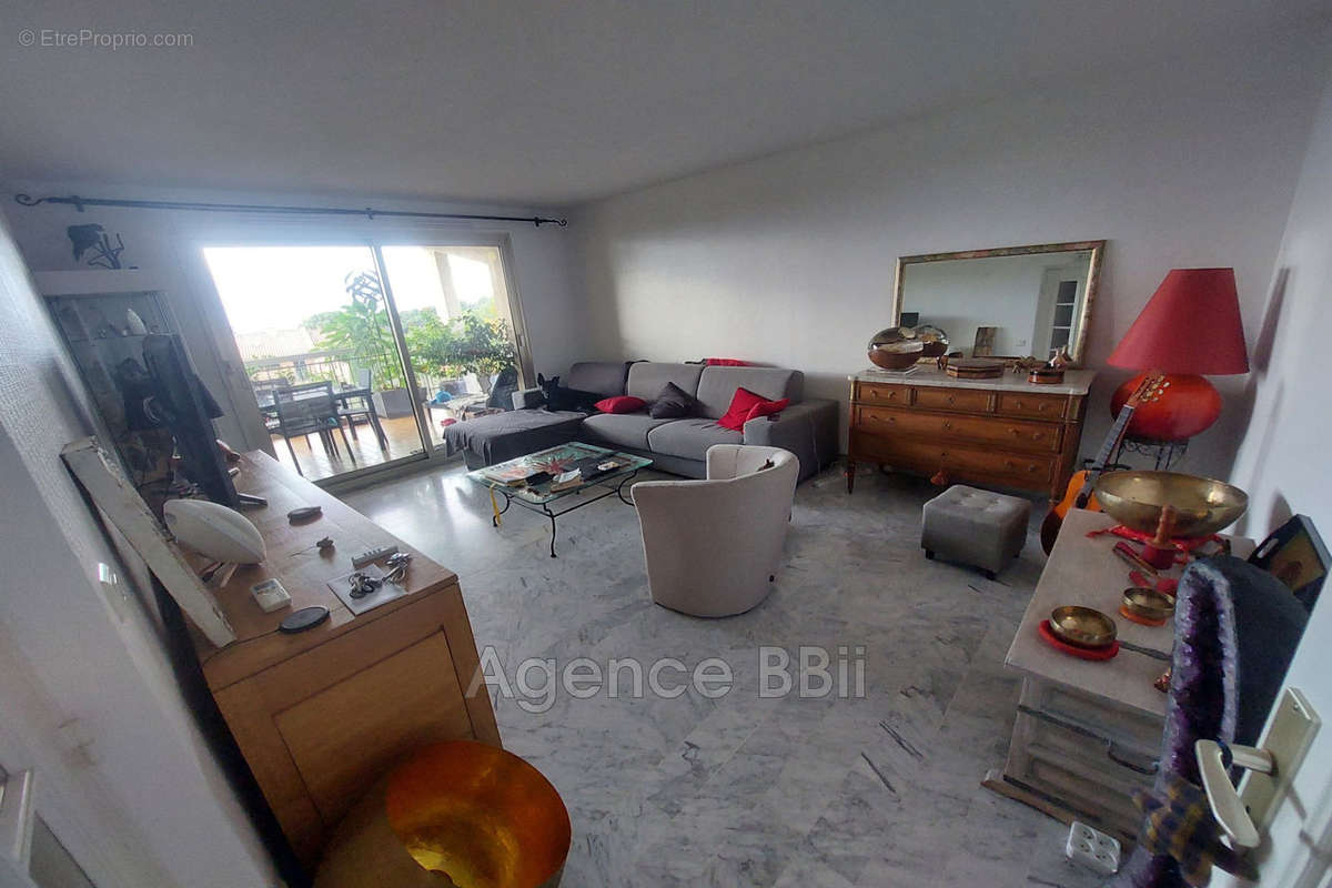 Appartement à VENCE