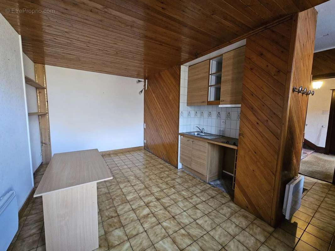 Appartement à SERS