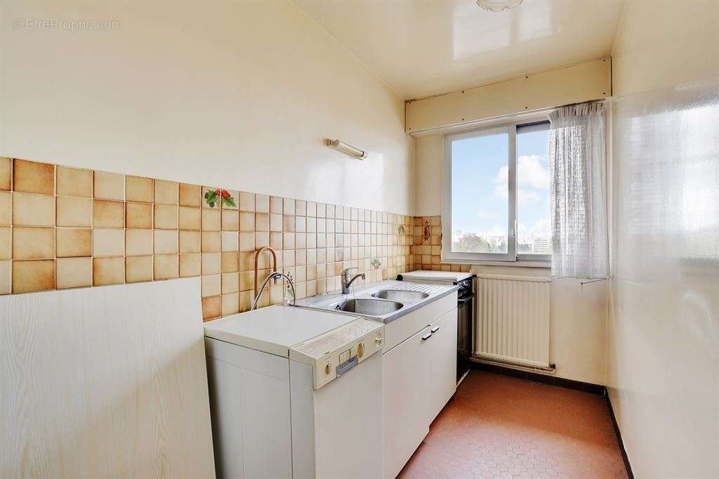 Appartement à PARIS-20E