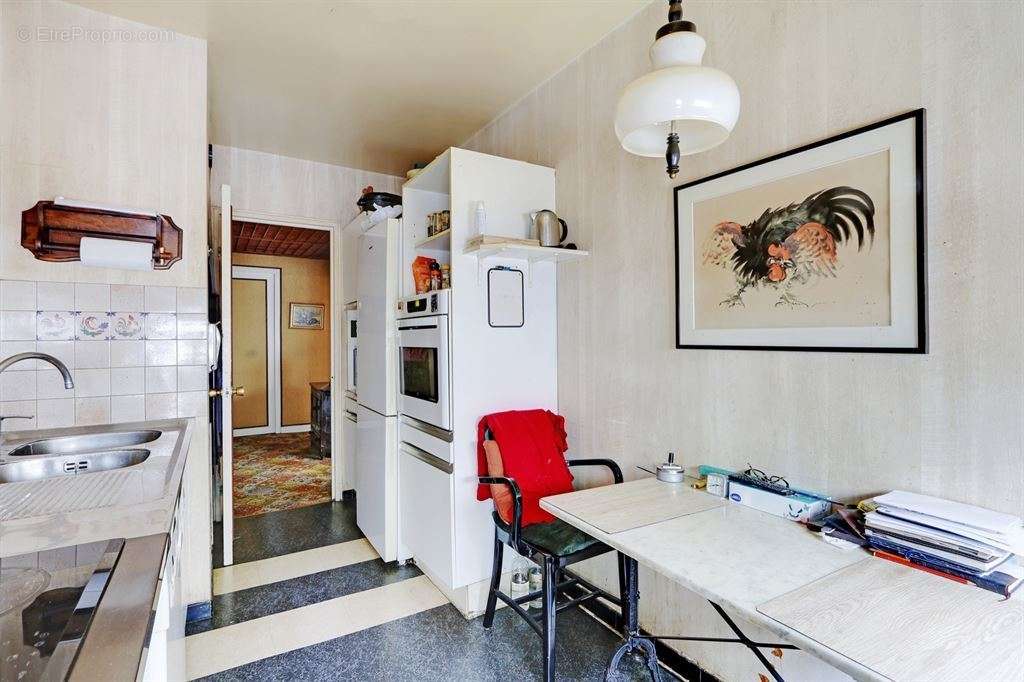 Appartement à PARIS-20E