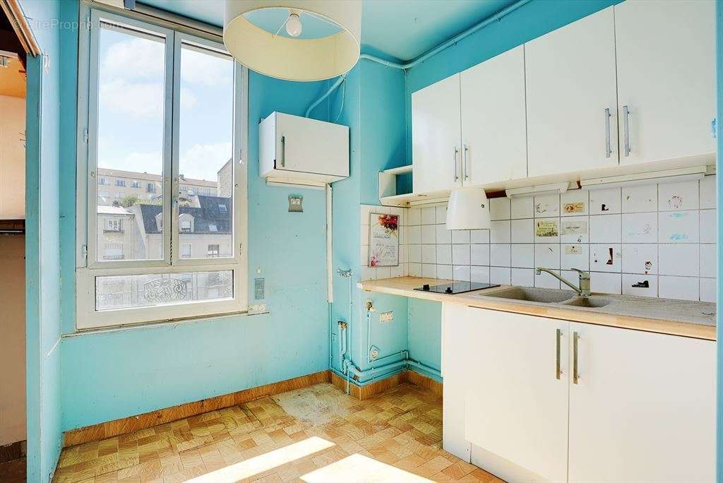 Appartement à CHARENTON-LE-PONT