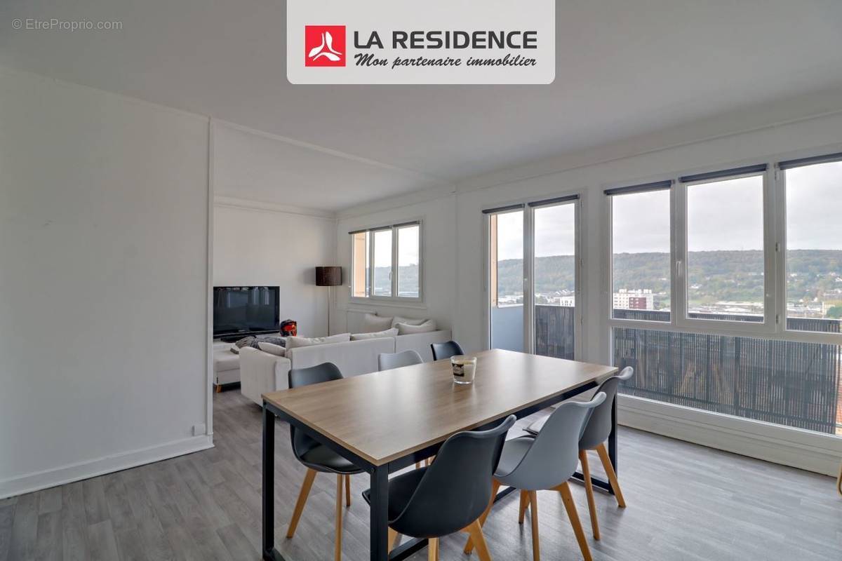 Appartement à DEVILLE-LES-ROUEN