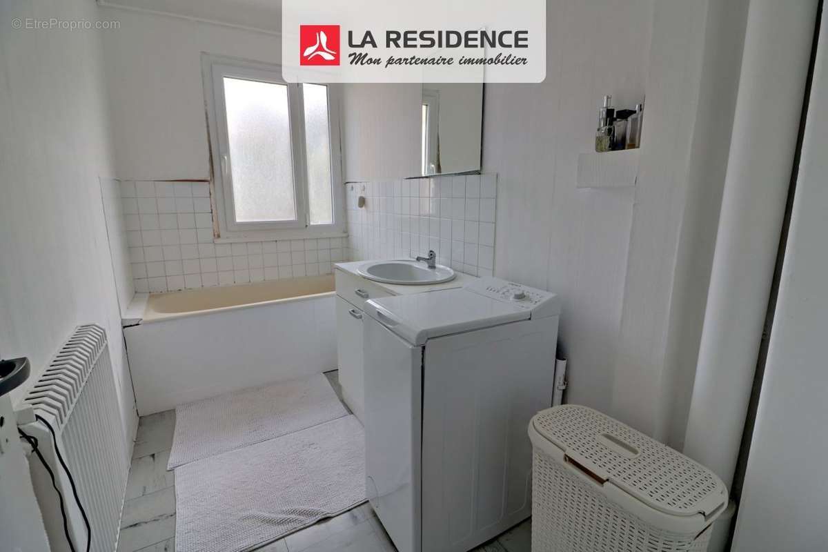 Appartement à DEVILLE-LES-ROUEN