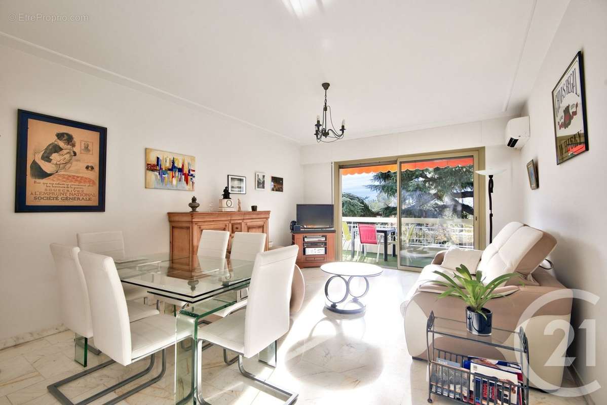 Appartement à CAGNES-SUR-MER