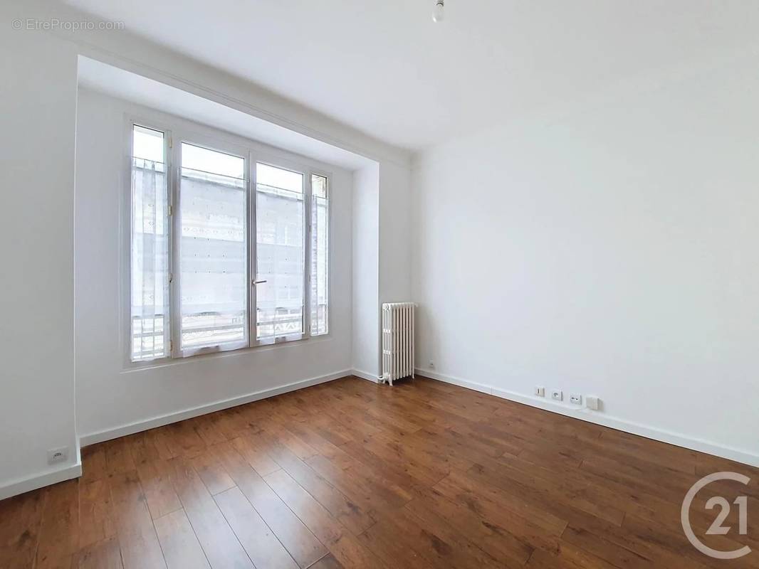 Appartement à COLOMBES