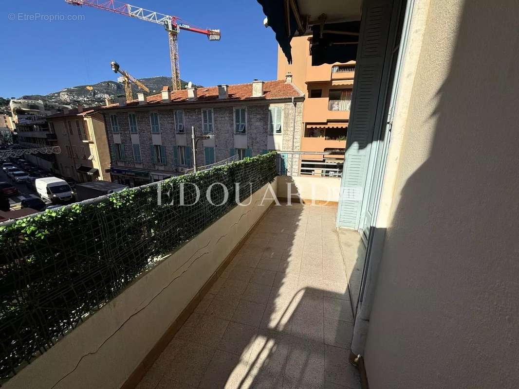 Appartement à ROQUEBRUNE-CAP-MARTIN