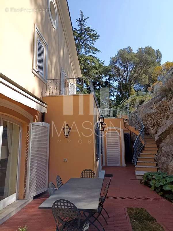 Maison à SAINT-JEAN-CAP-FERRAT