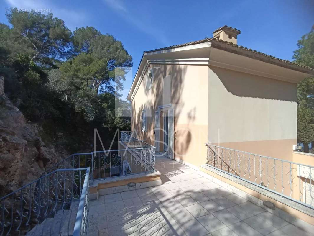 Maison à SAINT-JEAN-CAP-FERRAT