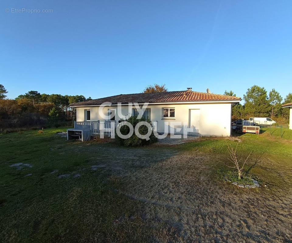 Maison à RION-DES-LANDES