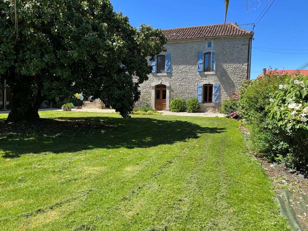 Appartement à MAUBOURGUET