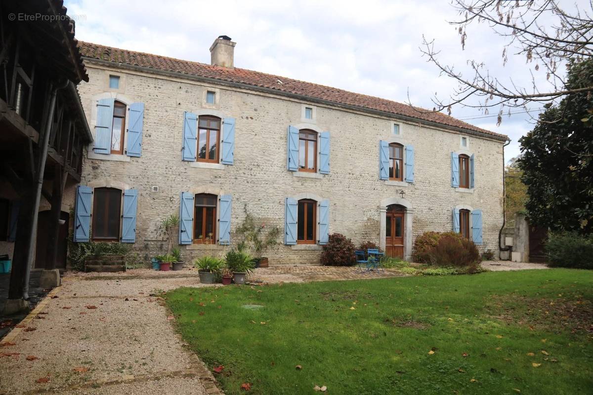 Appartement à MAUBOURGUET