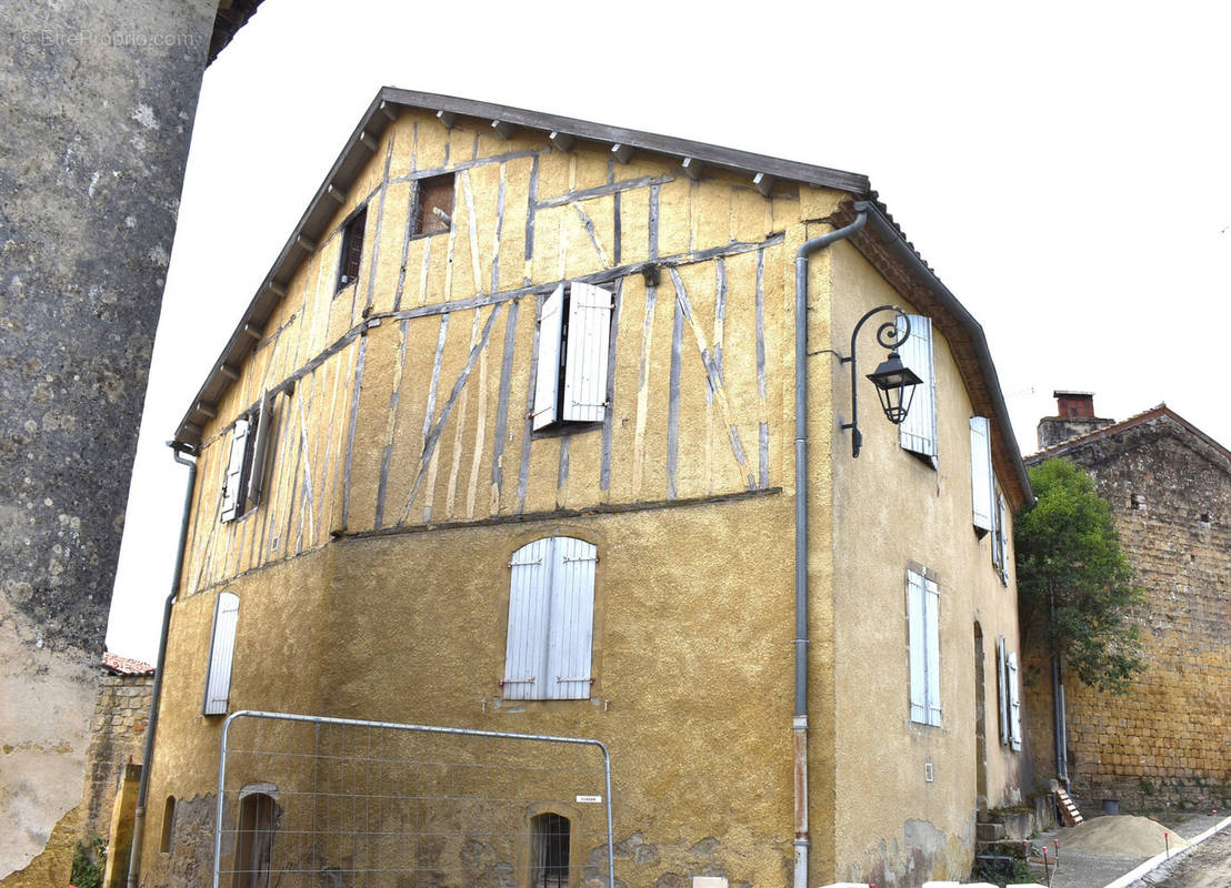 Appartement à AIGNAN