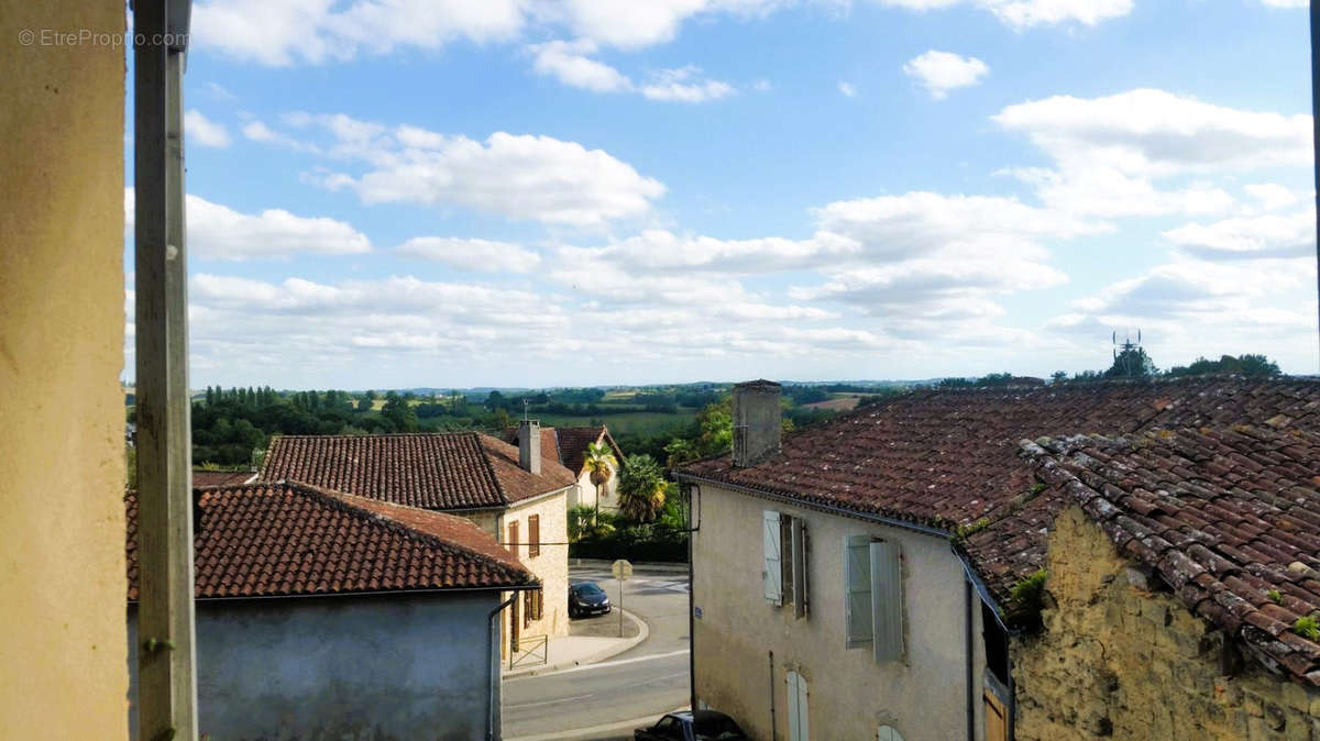 Appartement à AIGNAN