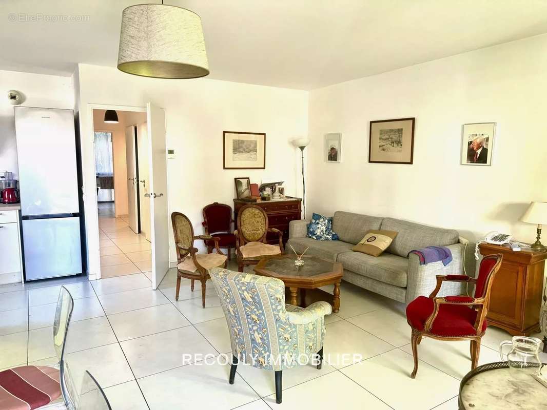 Appartement à MARSEILLE-8E