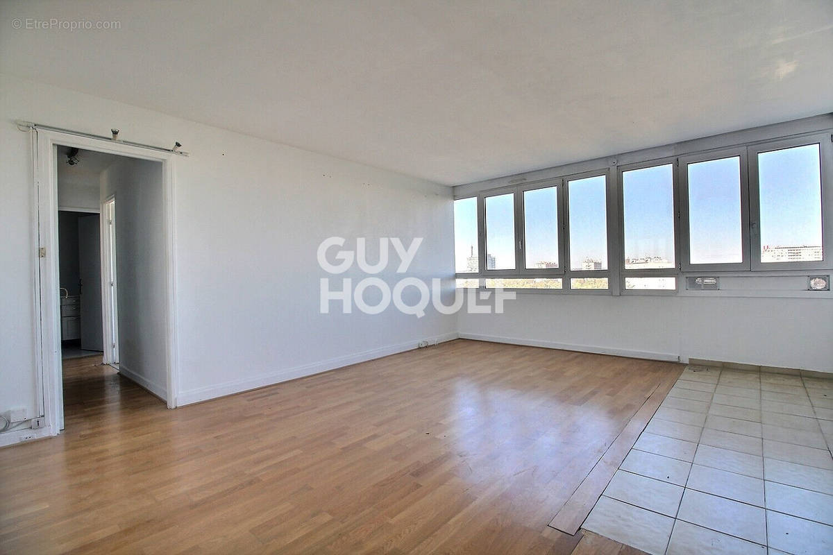 Appartement à PARIS-15E