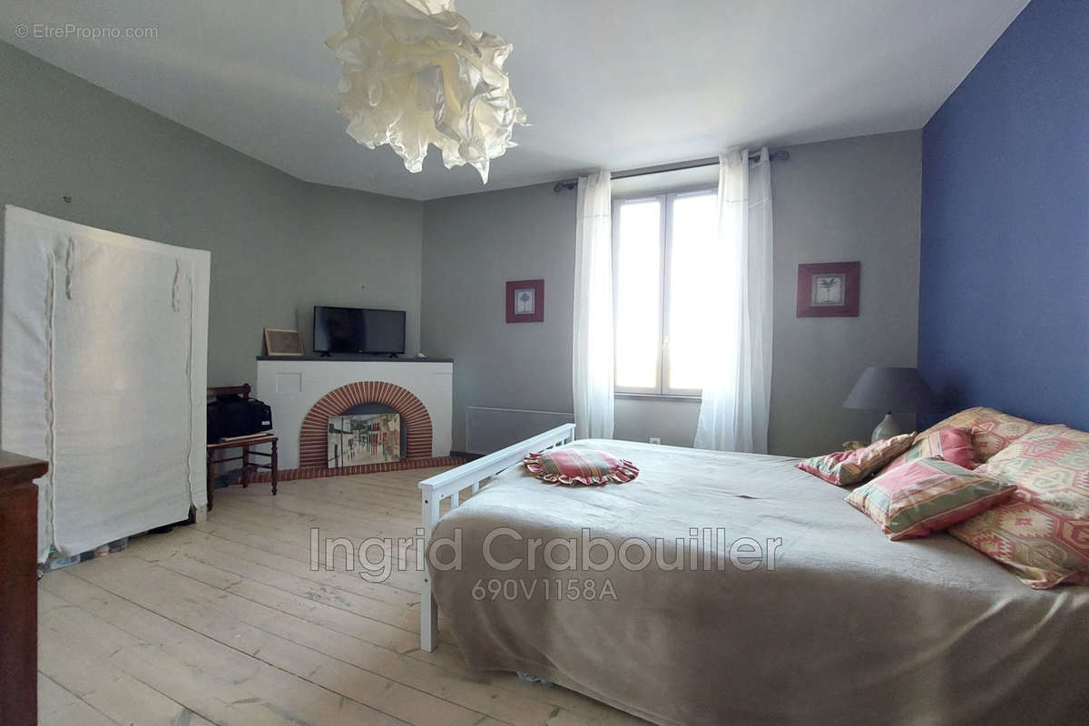 Appartement à MORNAC-SUR-SEUDRE