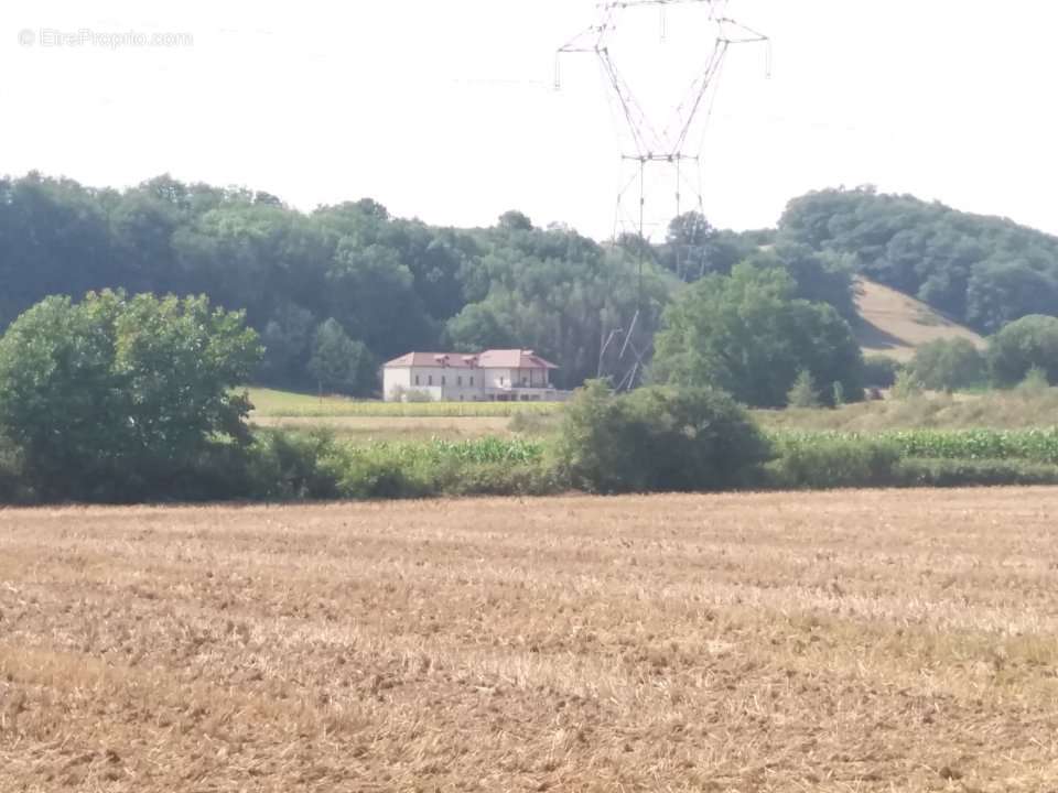 Autre à CHAMPIER