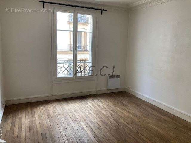 Appartement à LEVALLOIS-PERRET