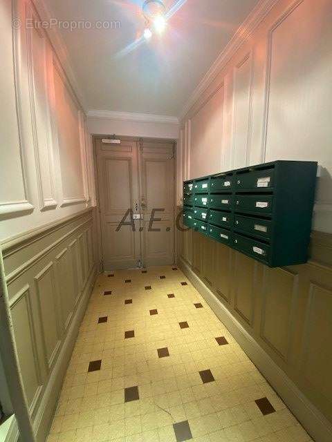 Appartement à LEVALLOIS-PERRET