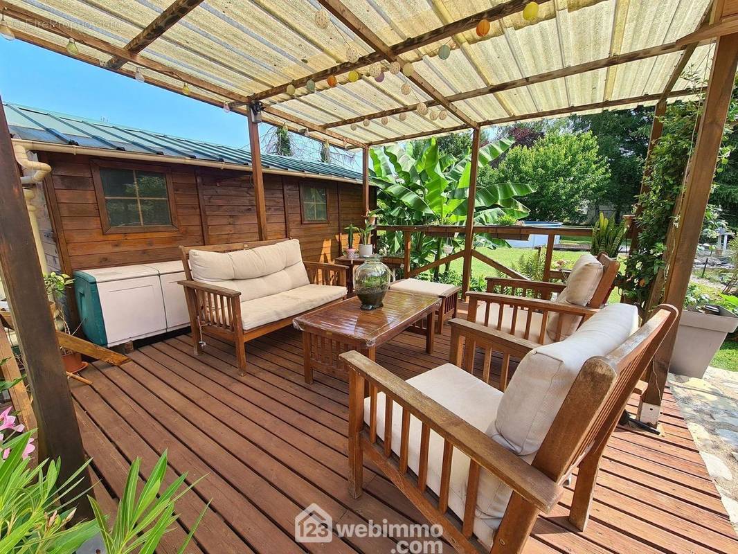 Une première terrasse très cosy. - Maison à MILLY-LA-FORET