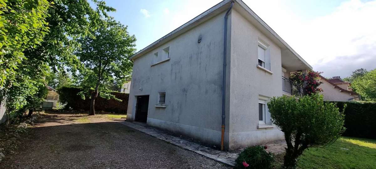 Maison à CAHORS