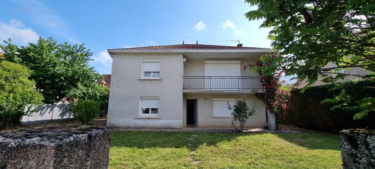 Maison à CAHORS