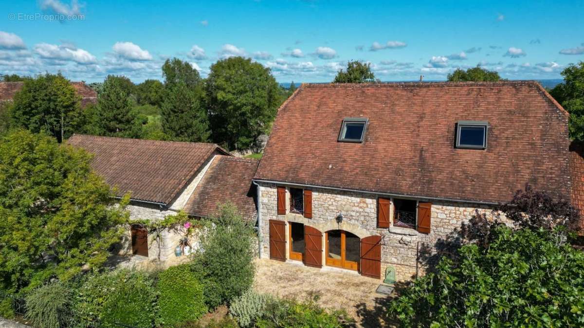 Maison à GOURDON