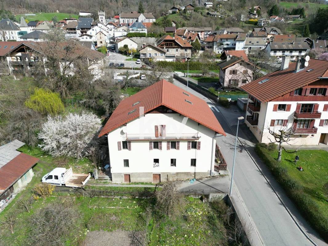 Appartement à SAINT-JEOIRE