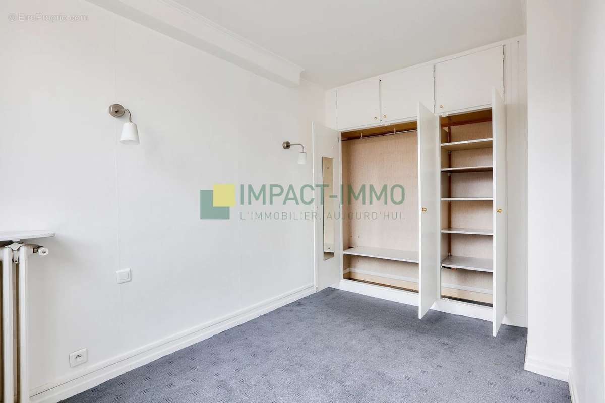 Appartement à LEVALLOIS-PERRET