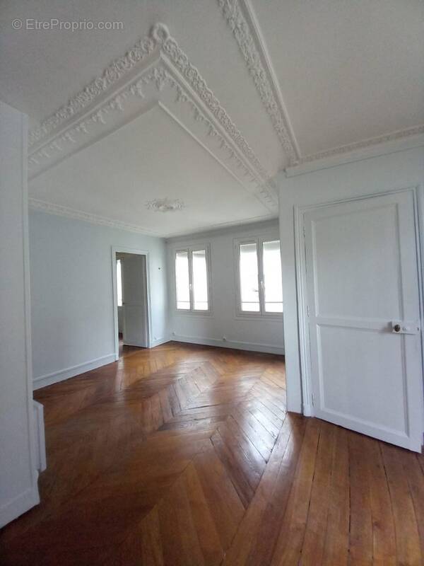 Appartement à PARIS-9E