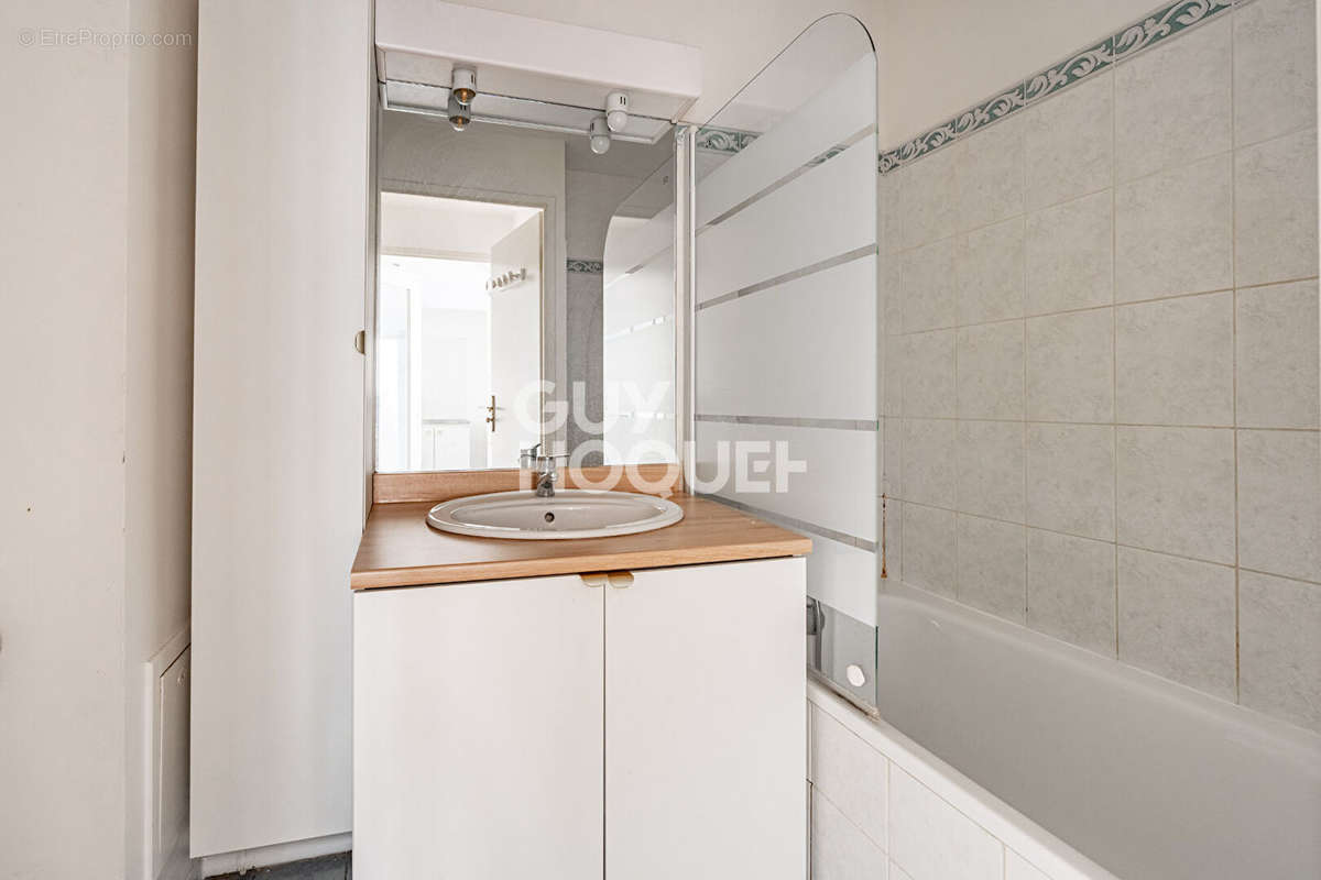 Appartement à ASNIERES-SUR-SEINE