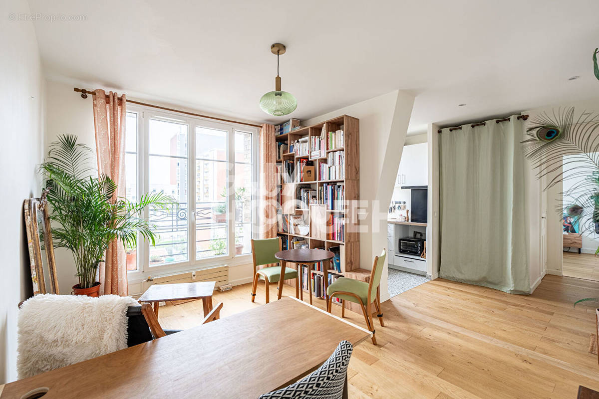 Appartement à GENNEVILLIERS