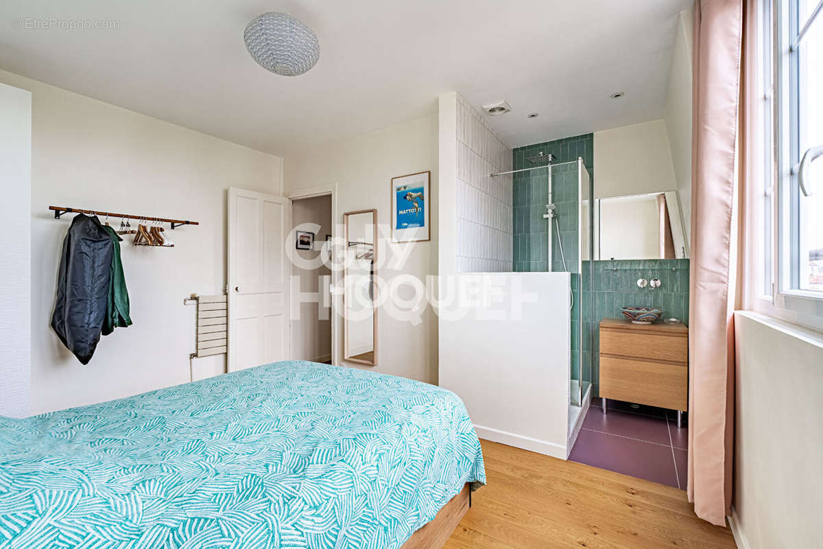 Appartement à GENNEVILLIERS